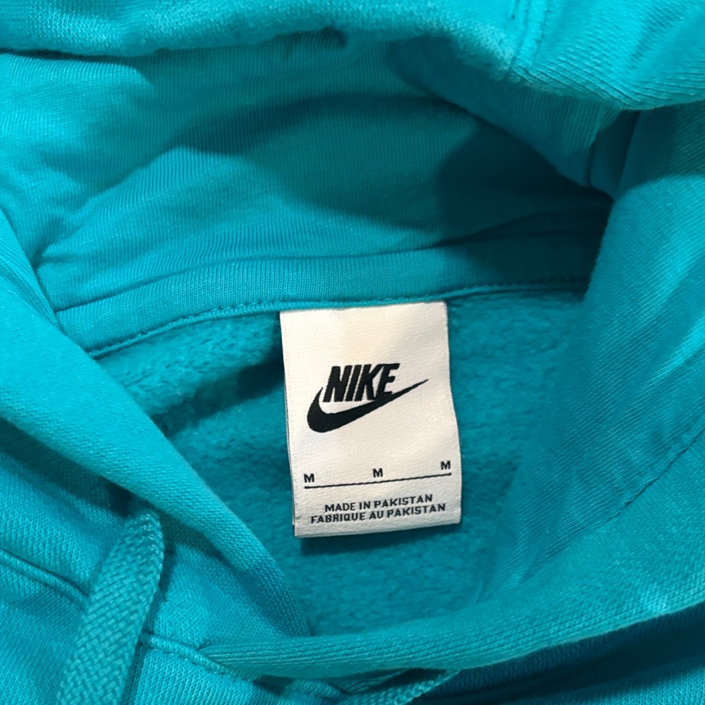 Nike Men's Blue Hoodie Sweater - Picture 3 of 7